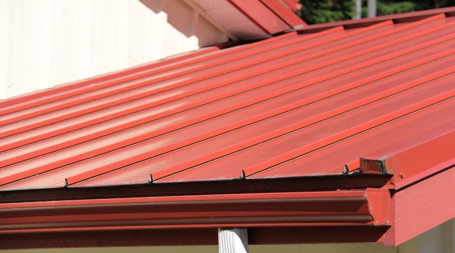 Expert top industrial roofings services in Newhall, IA